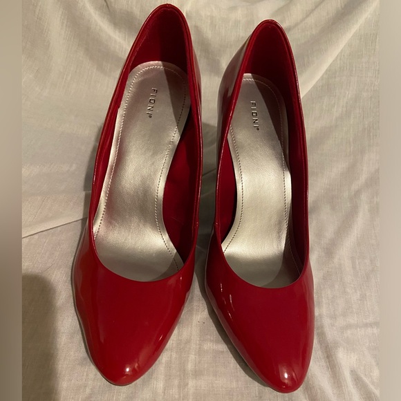 Fioni Red Hilt Patent Heels sz 8.5 - Picture 8 of 11
